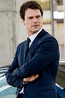 Официально красивые (2021) смотреть онлайн